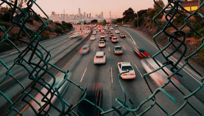 威廉希尔官网-WTT新加坡大满贯：孙颖莎3-1帕拉南 国乒多人携手晋级